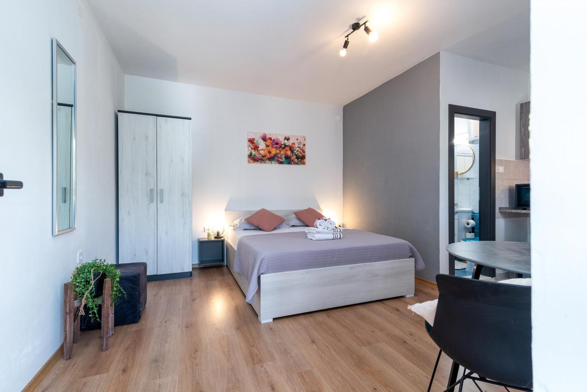Studio Apartment Coce Trogir Exterior foto